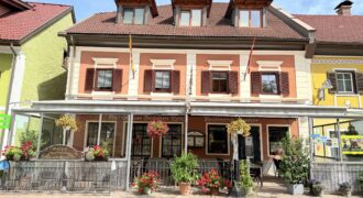 Geliefd gasthof/B&B op dorpsplein van Sachsenburg