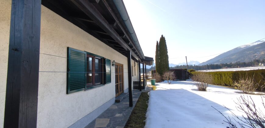 Zonnig gelegen bungalow met geweldig uitzicht – Regio Weissensee / Greifenburg